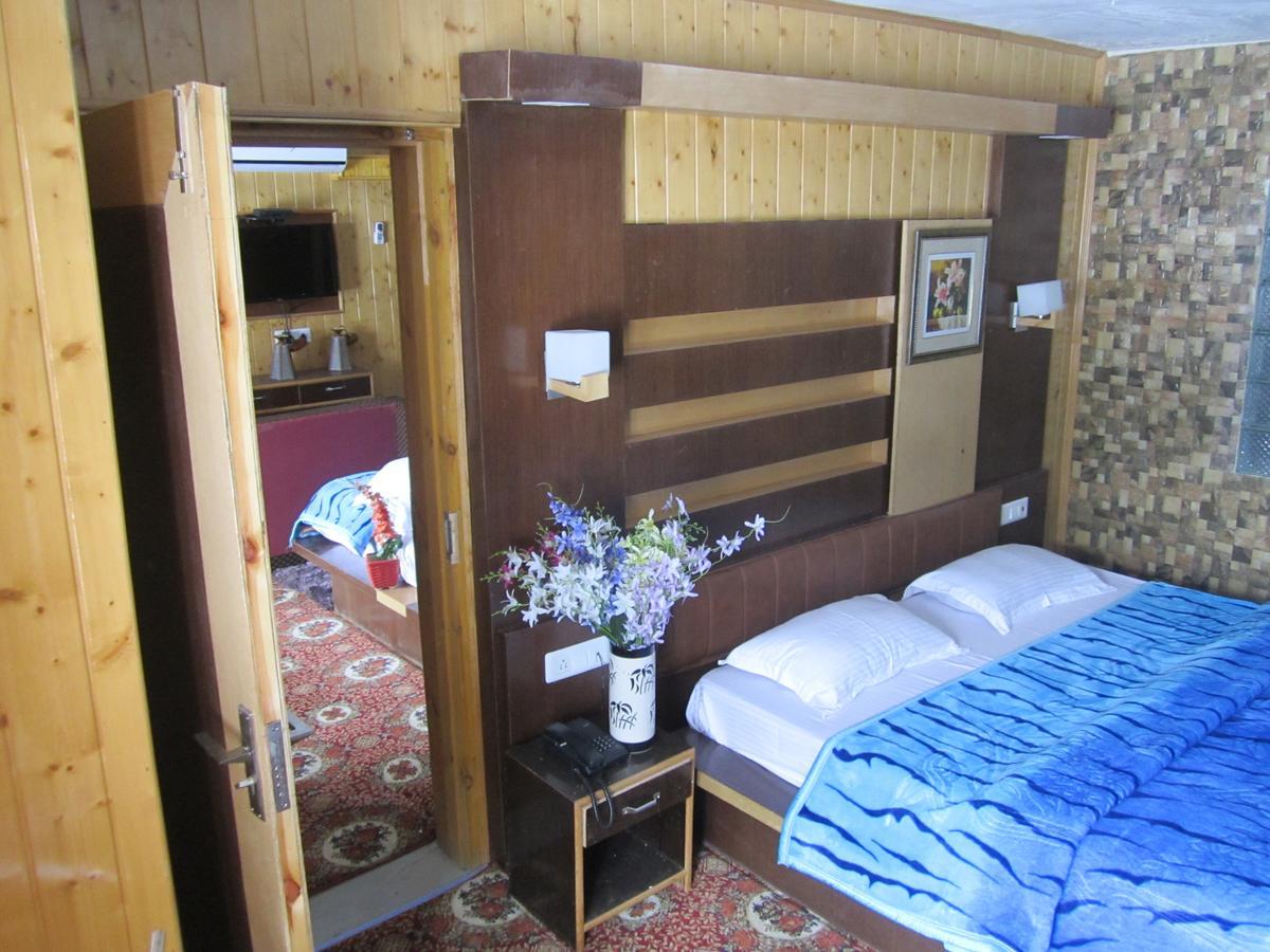 Hotel Akbar Sonamarg Exterior photo