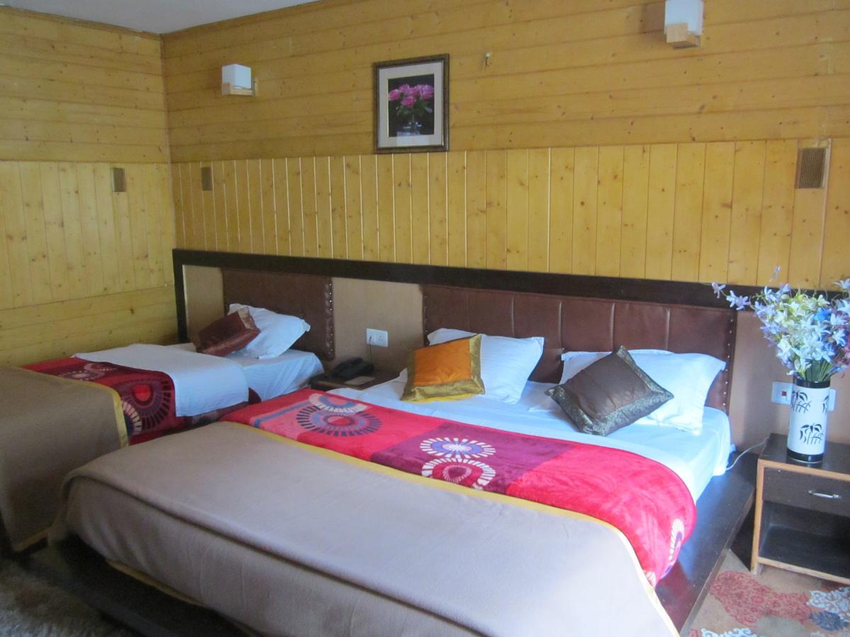 Hotel Akbar Sonamarg Exterior photo