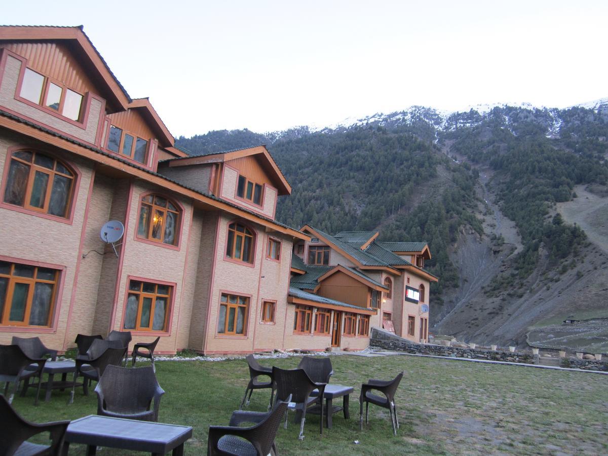 Hotel Akbar Sonamarg Exterior photo